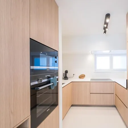 Amandine - Luxury 3 Bedrooms With Free Parking * Ostend