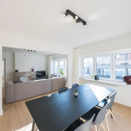 Apartment Amandine - Luxury 3 Bedrooms With Free Parking Ostend