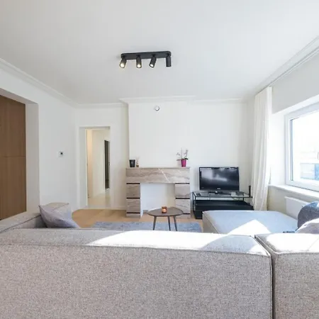 Amandine - Luxury 3 Bedrooms With Free Parking *