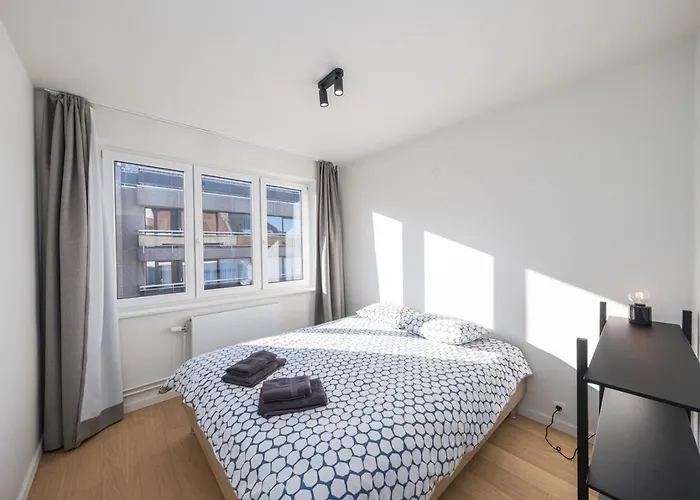 Amandine - Luxury 3 Bedrooms With Free Parking * Ostend