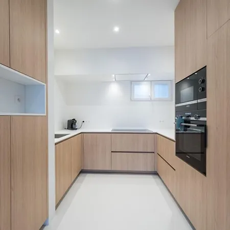 Amandine - Luxury 3 Bedrooms With Free Parking Ostenda