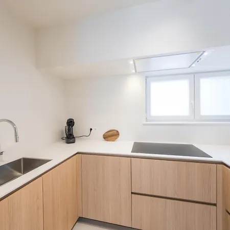 Amandine - Luxury 3 Bedrooms With Free Parking Ostenda