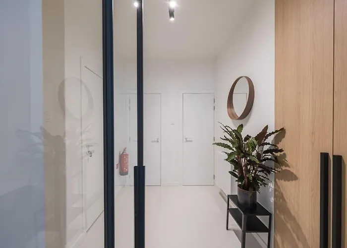 Amandine - Luxury 3 Bedrooms With Free Parking Apartamento